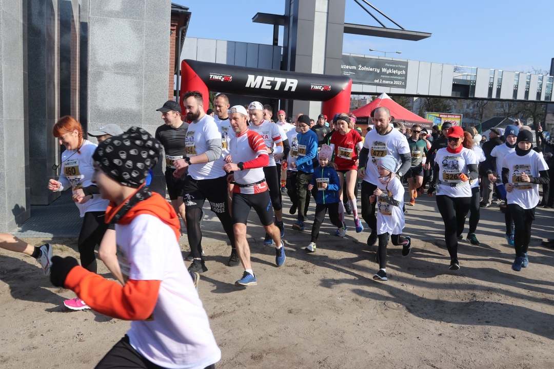 Bieg Tropem Wilczym 2024 [03.03.2024] - zdjęcie #97 - eOstroleka.pl