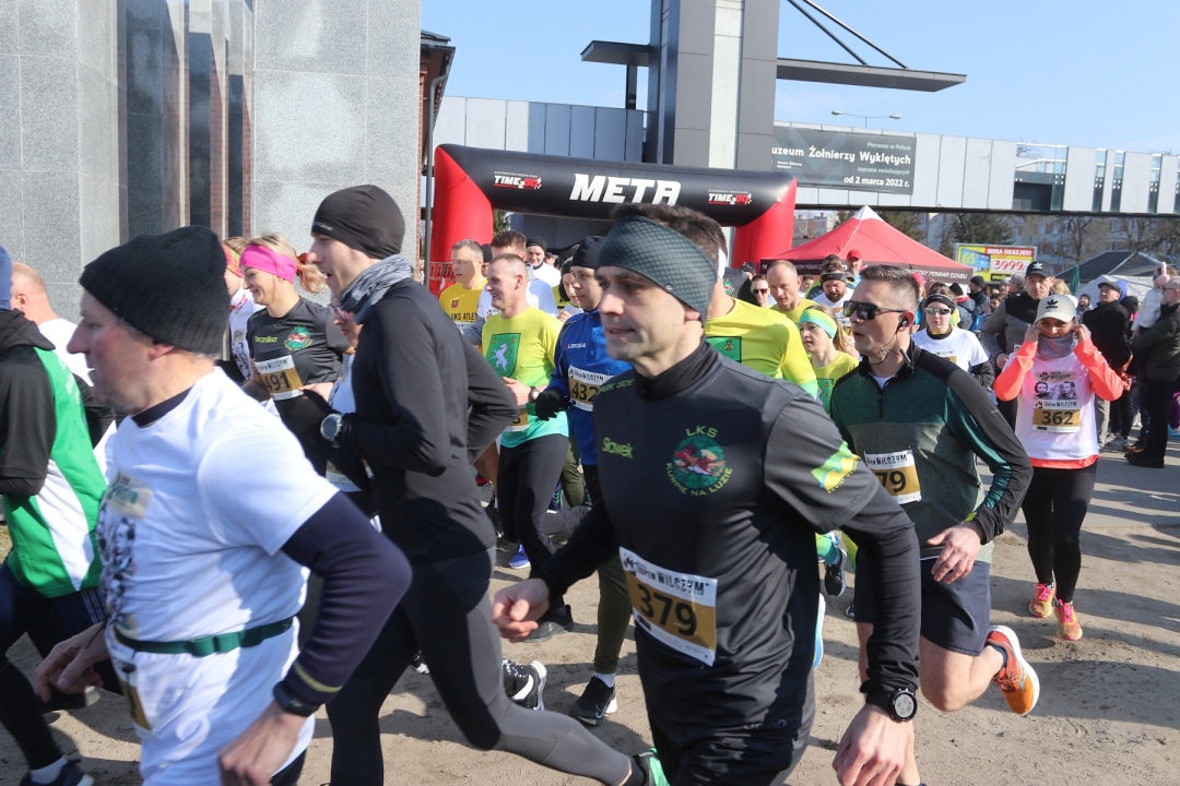 Bieg Tropem Wilczym 2024 [03.03.2024] - zdjęcie #92 - eOstroleka.pl
