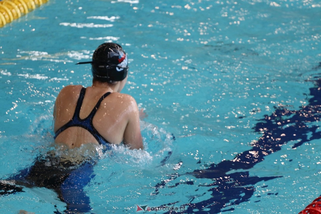 Zawody pływackie w Ostrołęce [03.03.2024] - zdjęcie #19 - eOstroleka.pl