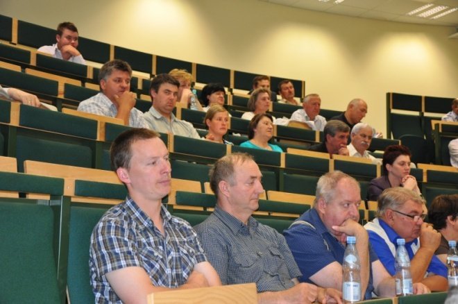 Konferencja naukowa Produkcja agrobiomasy na potrzeby energetyki zawodowej (13.VI.2011) - zdjęcie #10 - eOstroleka.pl