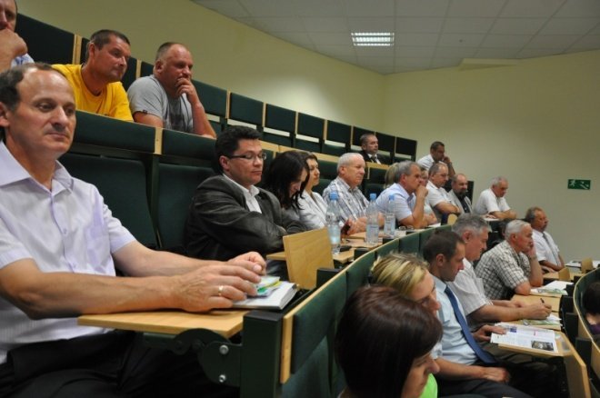 Konferencja naukowa Produkcja agrobiomasy na potrzeby energetyki zawodowej (13.VI.2011) - zdjęcie #5 - eOstroleka.pl