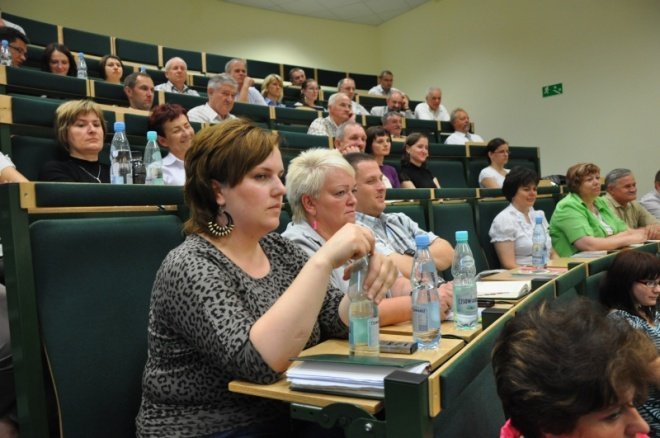 Konferencja naukowa Produkcja agrobiomasy na potrzeby energetyki zawodowej (13.VI.2011) - zdjęcie #6 - eOstroleka.pl