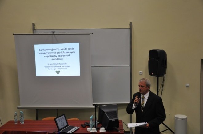 Konferencja naukowa Produkcja agrobiomasy na potrzeby energetyki zawodowej (13.VI.2011) - zdjęcie #7 - eOstroleka.pl