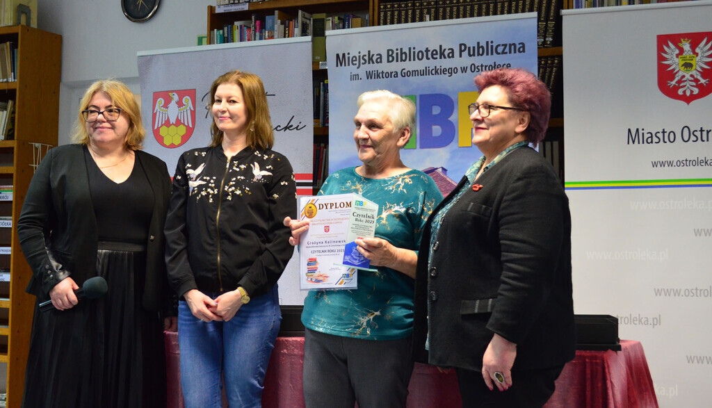 Statuetki Czytelnika Roku 2023 wręczone! Centrum Kultury w Lelisie po raz kolejny Liderem Czytelnictwa! [05.03.2024] - zdjęcie #9 - eOstroleka.pl