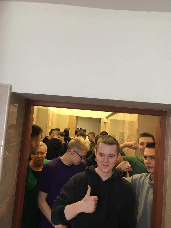 Nagroda z olimpiady w akcji: Sandwich Day hitem szkoły [07.03.2024] - zdjęcie #2 - eOstroleka.pl