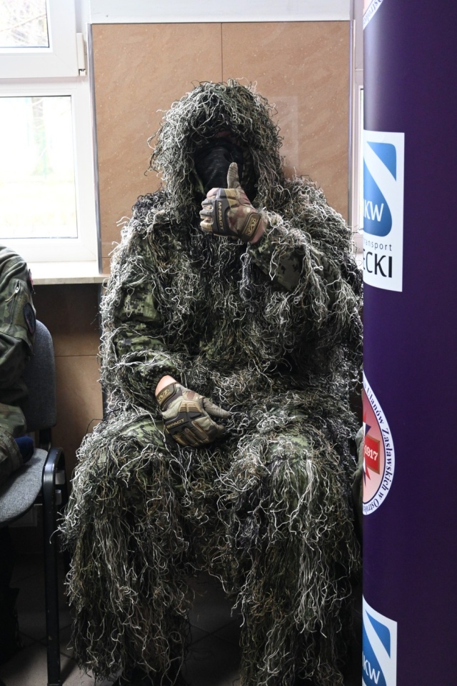 Czas zawodowców w ZSZ nr 2: Młodzież poznaje ofertę edukacyjną szkoły [07.03.2024] - zdjęcie #15 - eOstroleka.pl