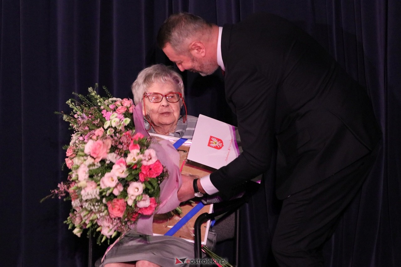Najstarsza ostrołęcka poetka Jadwiga Kalinowska [07.03.2024] - zdjęcie #2 - eOstroleka.pl