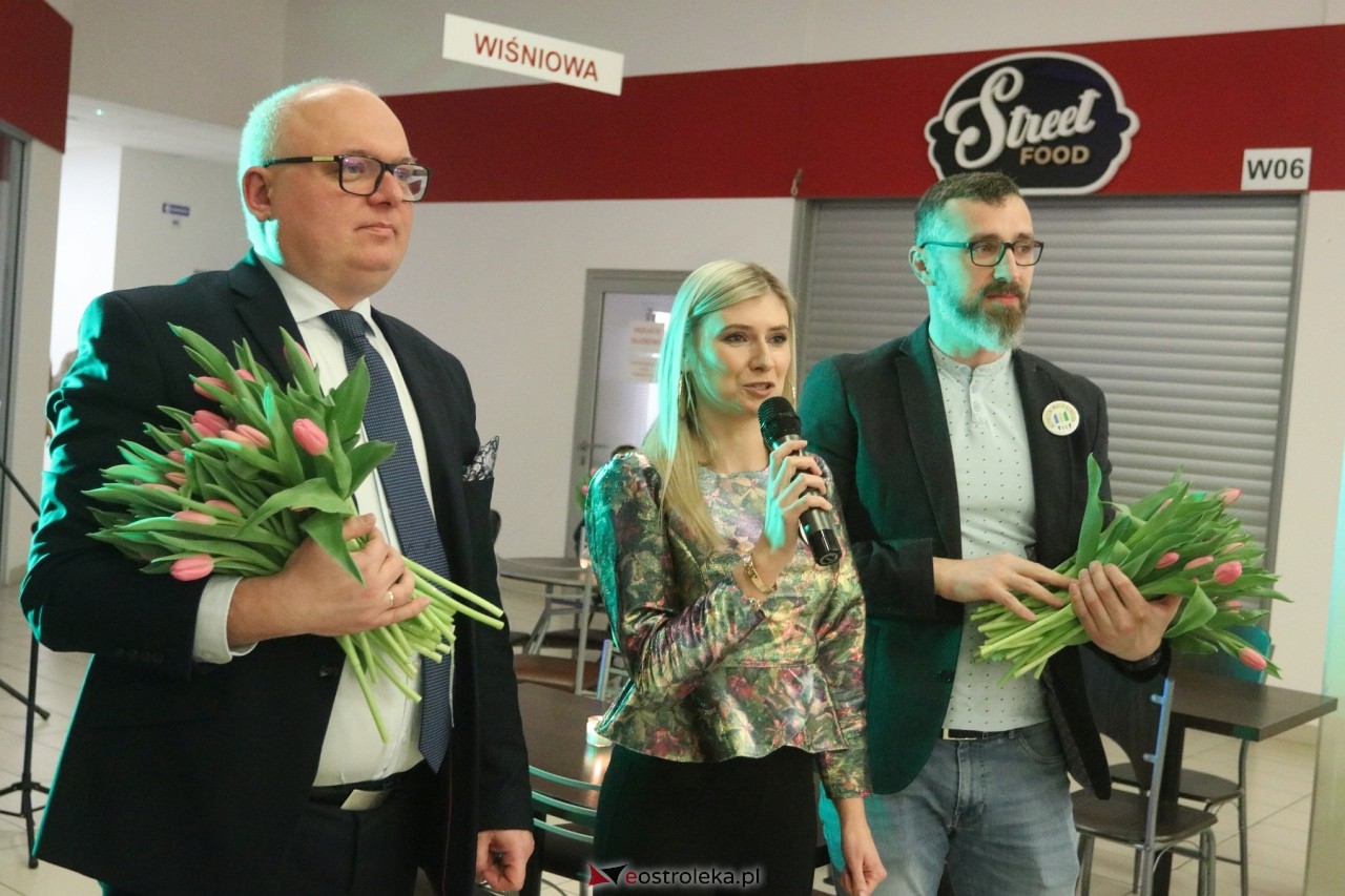 O matko i córko! Dzień Kobiet w Ostrołęce [08.03.2024] - zdjęcie #3 - eOstroleka.pl