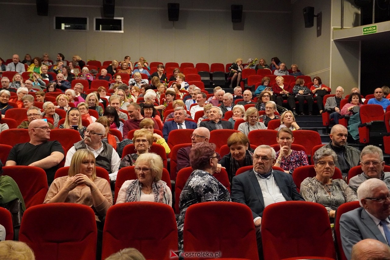 Koncert kameralny dla Pań w Ostrołęckim Centrum Kultury [9.03.2024] - zdjęcie #141 - eOstroleka.pl