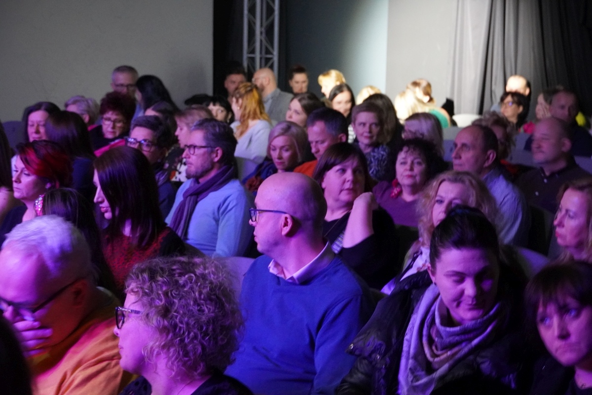 Koncert Adama Kalinowskiego i Natalii Szczypuła w Ostrołęce [10.03.2024] - zdjęcie #31 - eOstroleka.pl