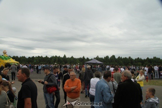 Piknik lotniczy w Grądach - 12.VI.2011(fot. M. Ślusarczyk) - zdjęcie #185 - eOstroleka.pl