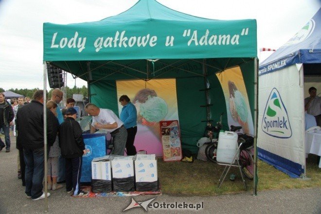Piknik lotniczy w Grądach - 12.VI.2011(fot. M. Ślusarczyk) - zdjęcie #180 - eOstroleka.pl