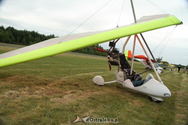 Piknik lotniczy w Grądach - 12.VI.2011(fot. M. Ślusarczyk) - zdjęcie #165 - eOstroleka.pl