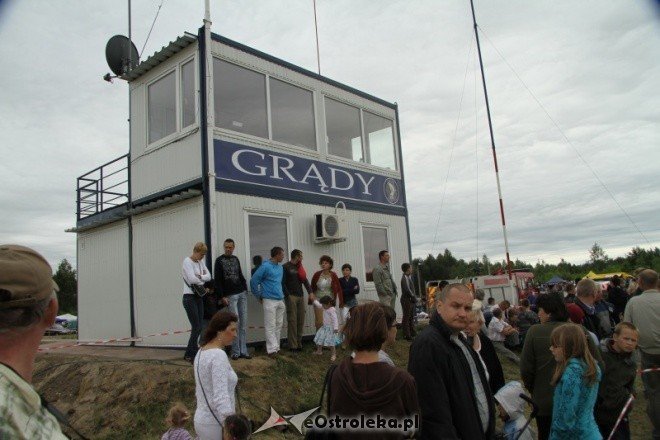 Piknik lotniczy w Grądach - 12.VI.2011(fot. M. Ślusarczyk) - zdjęcie #152 - eOstroleka.pl