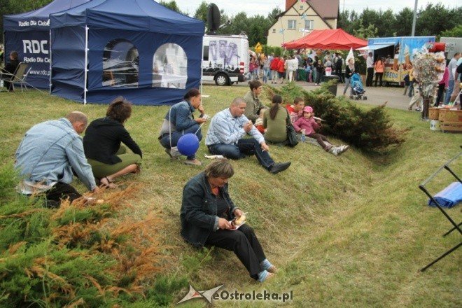Piknik lotniczy w Grądach - 12.VI.2011(fot. M. Ślusarczyk) - zdjęcie #134 - eOstroleka.pl