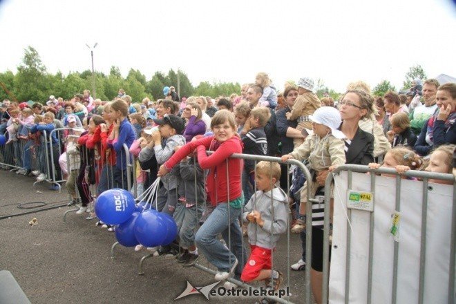 Piknik lotniczy w Grądach - 12.VI.2011(fot. M. Ślusarczyk) - zdjęcie #114 - eOstroleka.pl