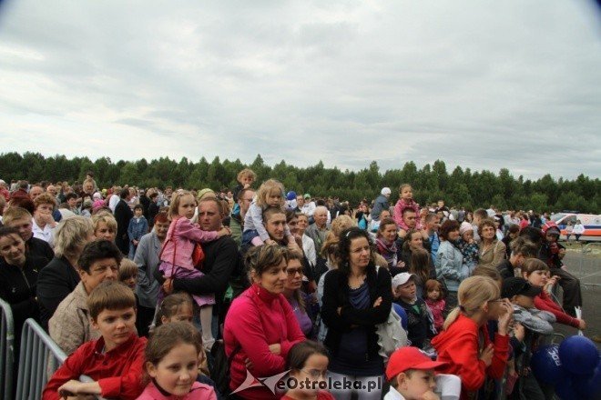 Piknik lotniczy w Grądach - 12.VI.2011(fot. M. Ślusarczyk) - zdjęcie #108 - eOstroleka.pl