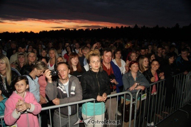 Piknik lotniczy w Grądach - 12.VI.2011(fot. M. Ślusarczyk) - zdjęcie #39 - eOstroleka.pl