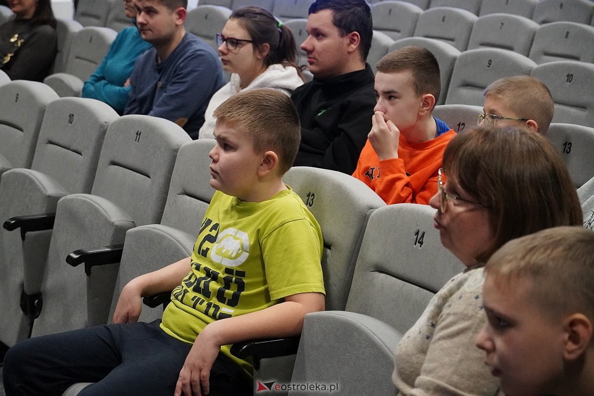 Tacy Sami między Nami - warsztaty rozwojowe w Multimedialnym Centrum Natura [13.03.2024] - zdjęcie #20 - eOstroleka.pl