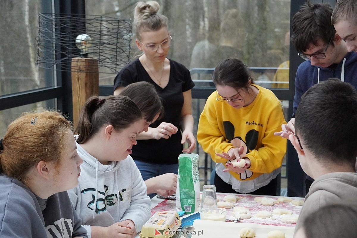 Tacy Sami między Nami - warsztaty rozwojowe w Multimedialnym Centrum Natura [13.03.2024] - zdjęcie #7 - eOstroleka.pl