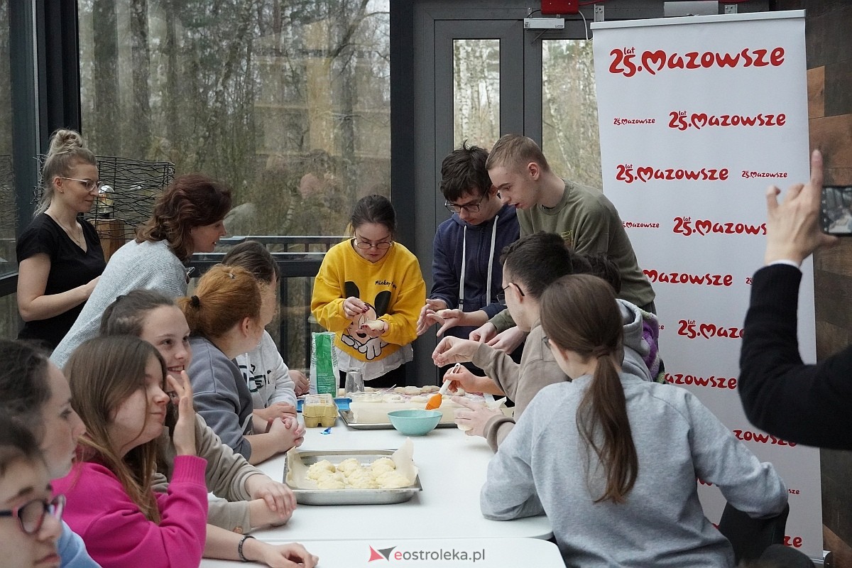 Tacy Sami między Nami - warsztaty rozwojowe w Multimedialnym Centrum Natura [13.03.2024] - zdjęcie #6 - eOstroleka.pl