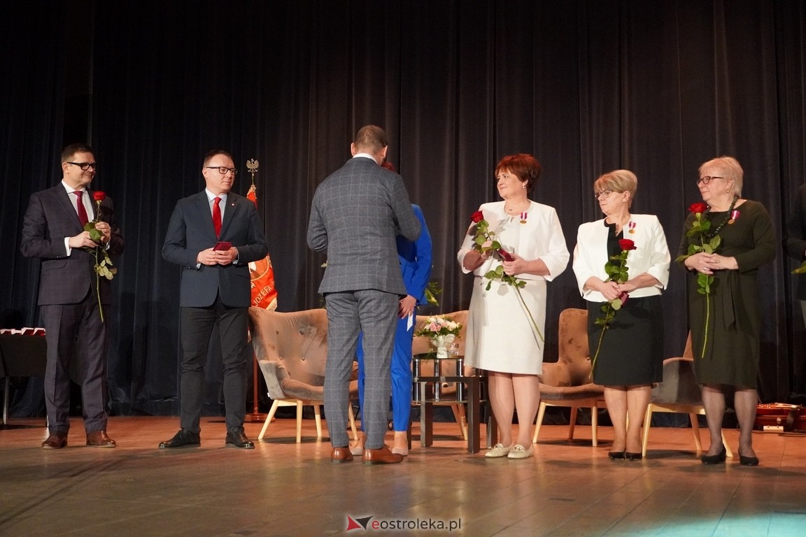 175. lecia Szpitalnictwa w Ostrołęce. Medale i odzanaczenia [14.03.2024] - zdjęcie #46 - eOstroleka.pl