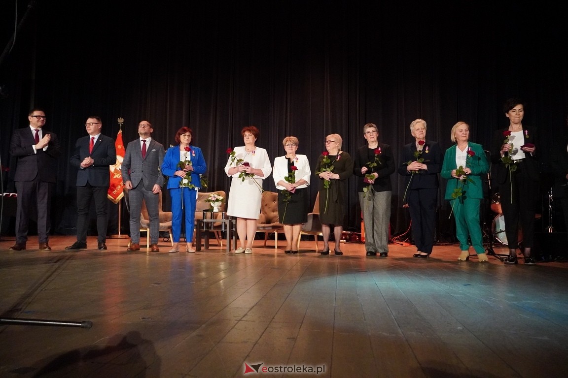 175. lecia Szpitalnictwa w Ostrołęce. Medale i odzanaczenia [14.03.2024] - zdjęcie #45 - eOstroleka.pl