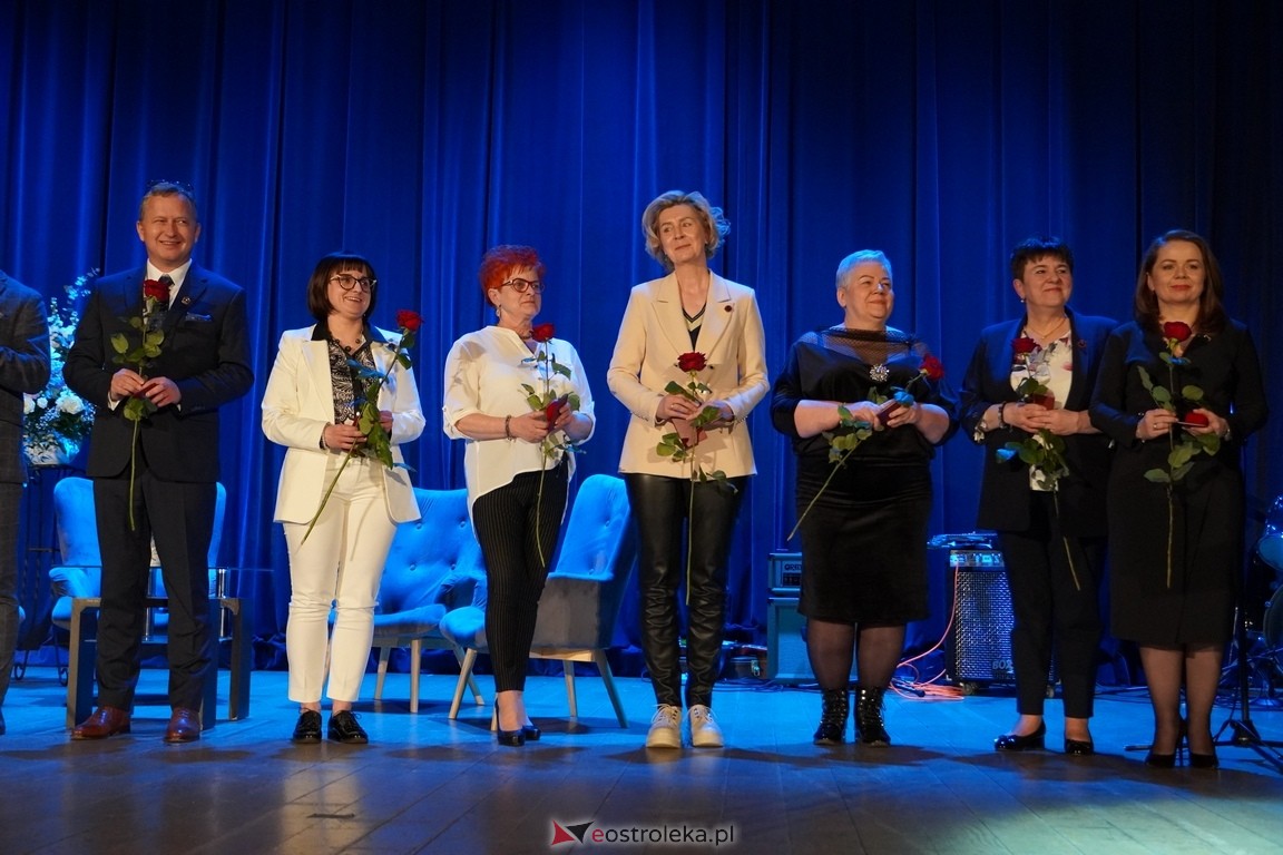 175. lecia Szpitalnictwa w Ostrołęce. Medale i odzanaczenia [14.03.2024] - zdjęcie #25 - eOstroleka.pl