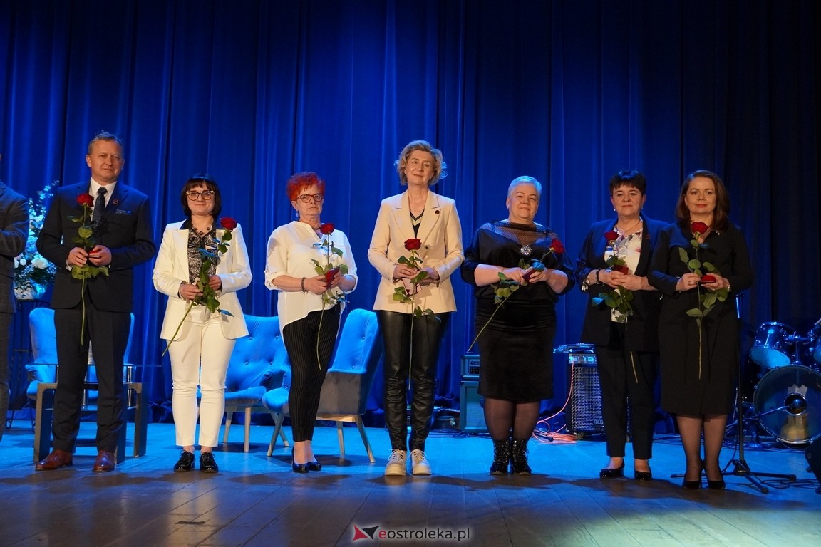 175. lecia Szpitalnictwa w Ostrołęce. Medale i odzanaczenia [14.03.2024] - zdjęcie #20 - eOstroleka.pl