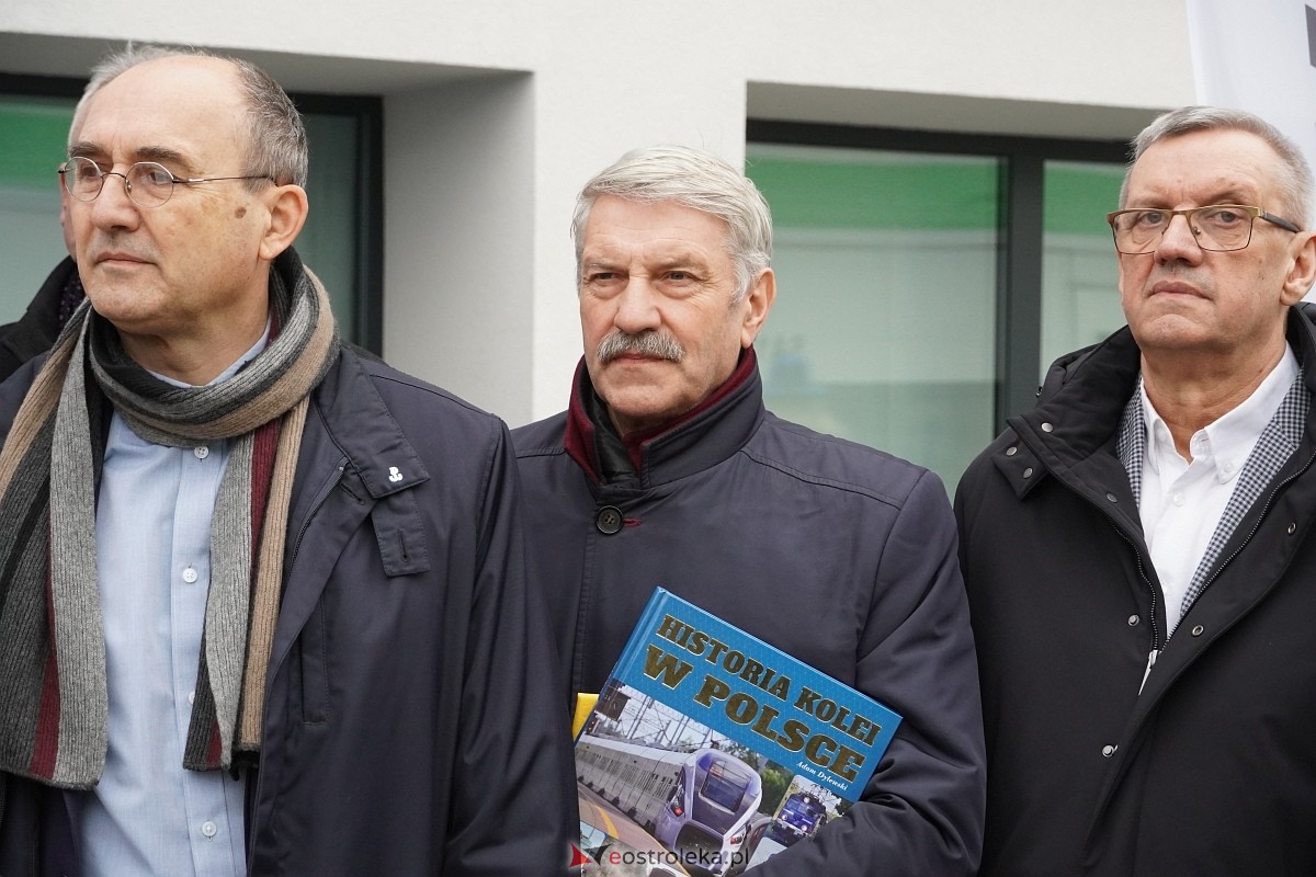 Przyjazd pociągu z Białegostoku [15.03.2024] - zdjęcie #82 - eOstroleka.pl