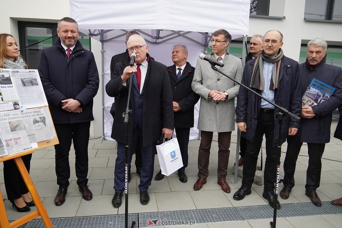 Przyjazd pociągu z Białegostoku [15.03.2024] - zdjęcie #38 - eOstroleka.pl
