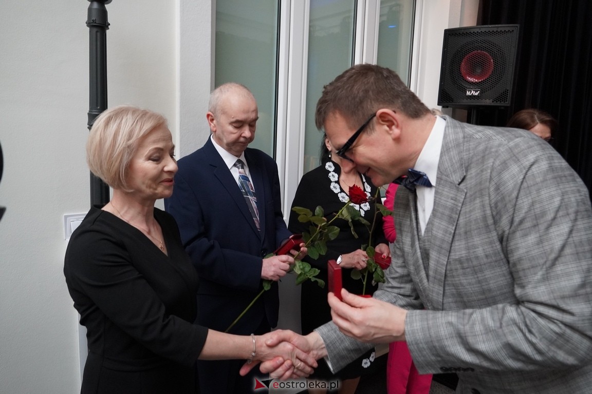 175. lecia Szpitalnictwa w Ostrołęce. Wręczono medale „Zadłużony dla Szpitala w Ostrołęce [15.03.2024] - zdjęcie #49 - eOstroleka.pl