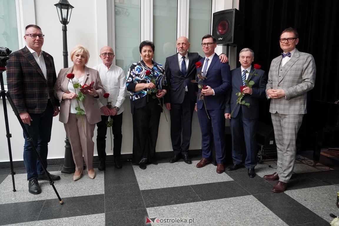 175. lecia Szpitalnictwa w Ostrołęce. Wręczono medale „Zadłużony dla Szpitala w Ostrołęce [15.03.2024] - zdjęcie #28 - eOstroleka.pl