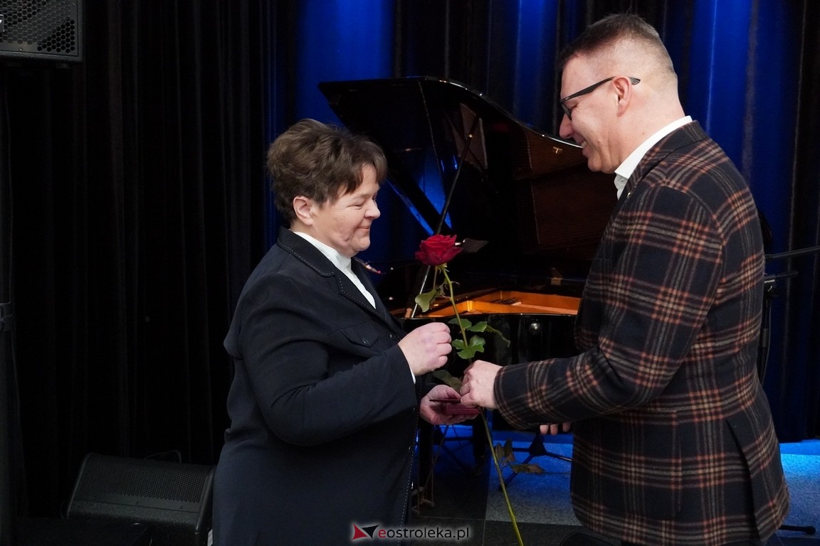 175. lecia Szpitalnictwa w Ostrołęce. Wręczono medale „Zadłużony dla Szpitala w Ostrołęce [15.03.2024] - zdjęcie #24 - eOstroleka.pl