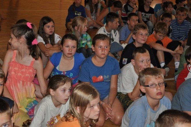 Uczniowie SP6 poznali zasady zachowania nad wodą (15.VI.2011 - zdjęcie #31 - eOstroleka.pl