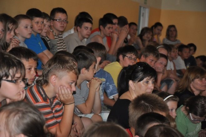 Uczniowie SP6 poznali zasady zachowania nad wodą (15.VI.2011 - zdjęcie #28 - eOstroleka.pl