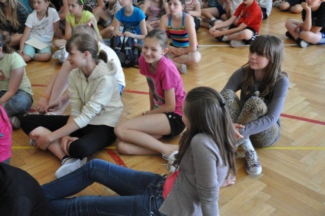 Uczniowie SP6 poznali zasady zachowania nad wodą (15.VI.2011 - zdjęcie #24 - eOstroleka.pl