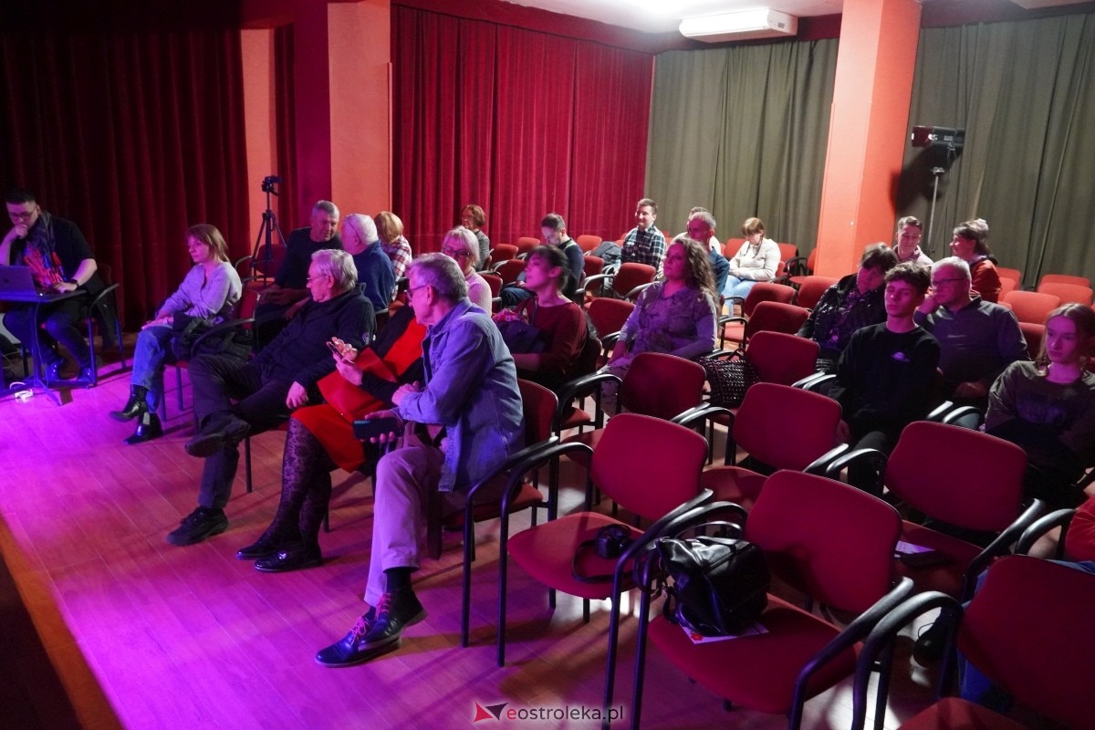 Dobrze – ciepła i pogodna komedia w Klubie Oczko [15.03.2024] - zdjęcie #19 - eOstroleka.pl