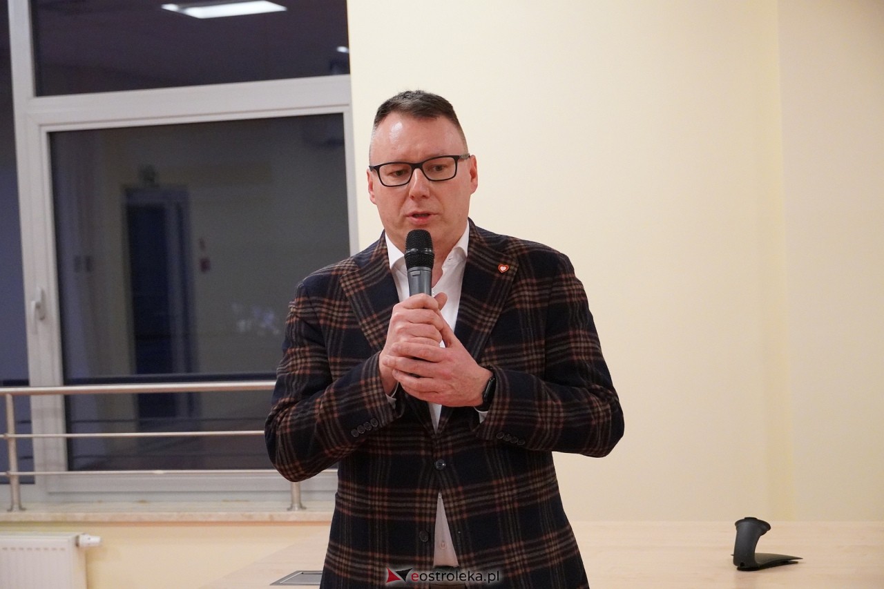 Otwarte spotkanie Koalicji Obywatelskiej w sprawie ostrołęckiej oświaty [15.03.2024] - zdjęcie #31 - eOstroleka.pl