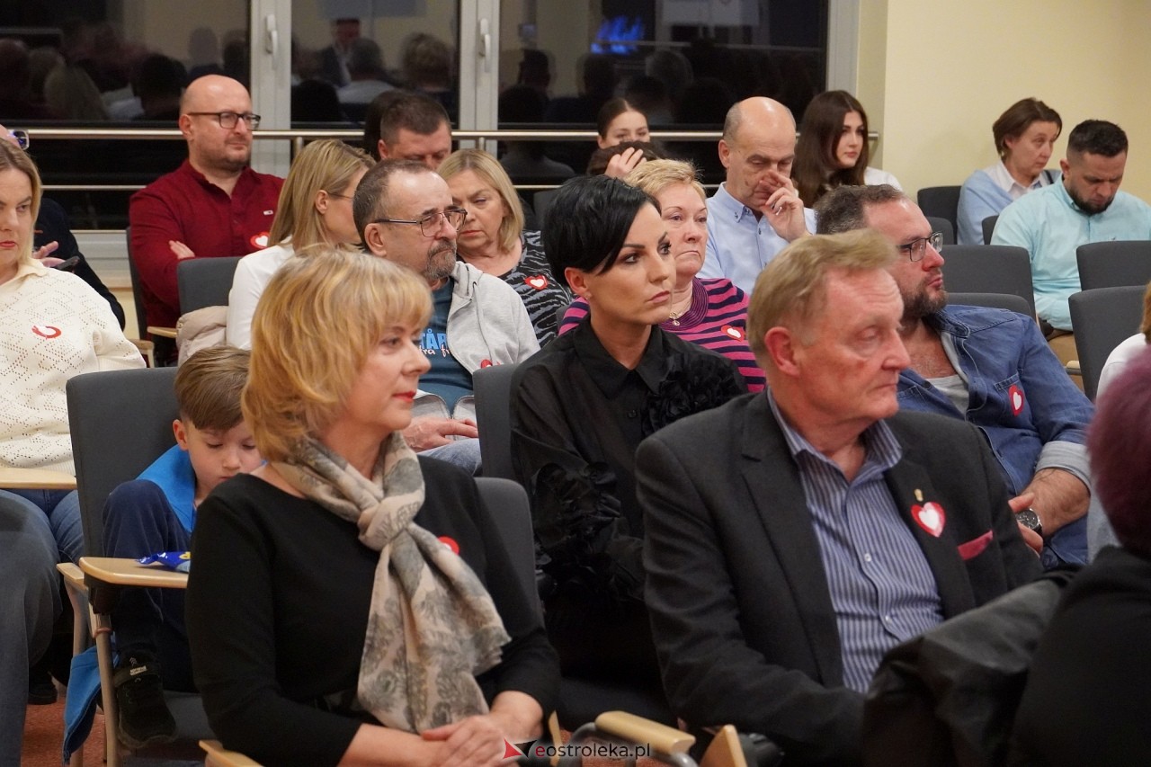 Otwarte spotkanie Koalicji Obywatelskiej w sprawie ostrołęckiej oświaty [15.03.2024] - zdjęcie #13 - eOstroleka.pl