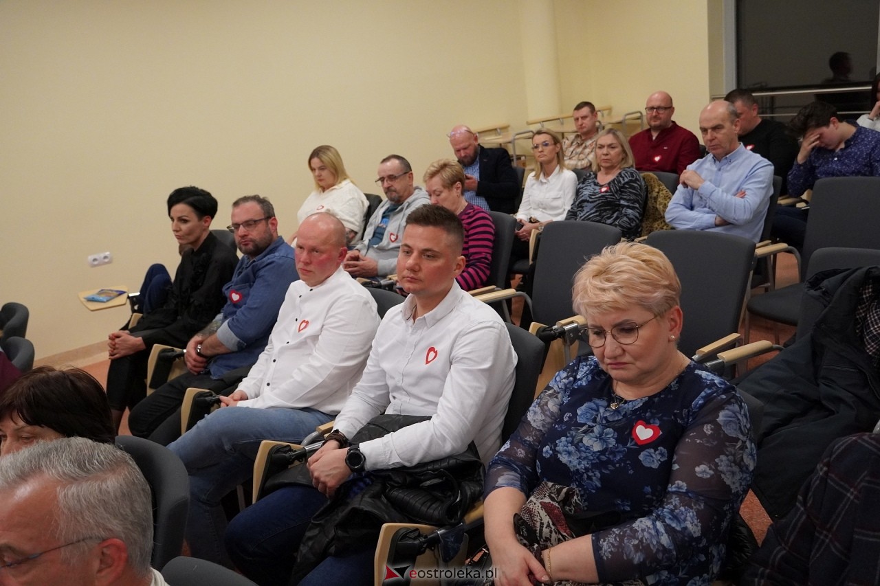 Otwarte spotkanie Koalicji Obywatelskiej w sprawie ostrołęckiej oświaty [15.03.2024] - zdjęcie #5 - eOstroleka.pl