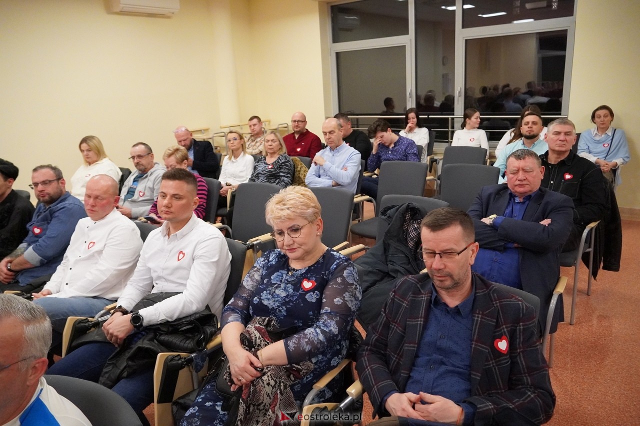Otwarte spotkanie Koalicji Obywatelskiej w sprawie ostrołęckiej oświaty [15.03.2024] - zdjęcie #29 - eOstroleka.pl