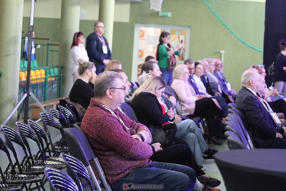 Konferencja Sukcesy sołeckie energią wsi w Rzekuniu [16.03.2024] - zdjęcie #26 - eOstroleka.pl