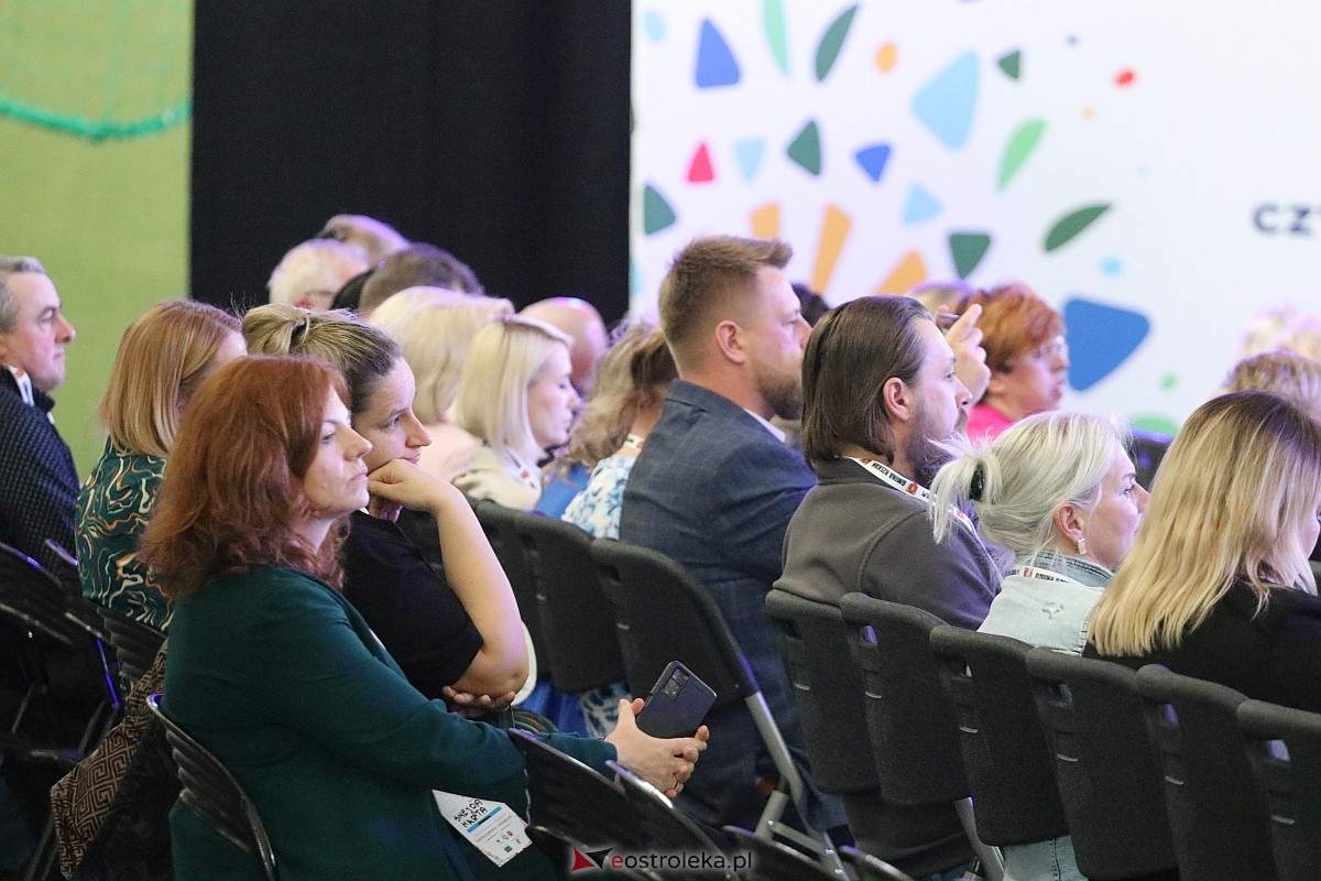 Konferencja Sukcesy sołeckie energią wsi w Rzekuniu [16.03.2024] - zdjęcie #2 - eOstroleka.pl