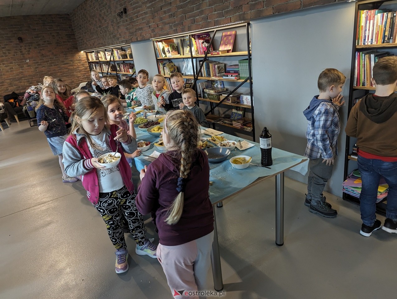 Wiosenne Smaki Natury - warsztaty kulinarne dla przedszkolaków [15.03.2024] - zdjęcie #2 - eOstroleka.pl