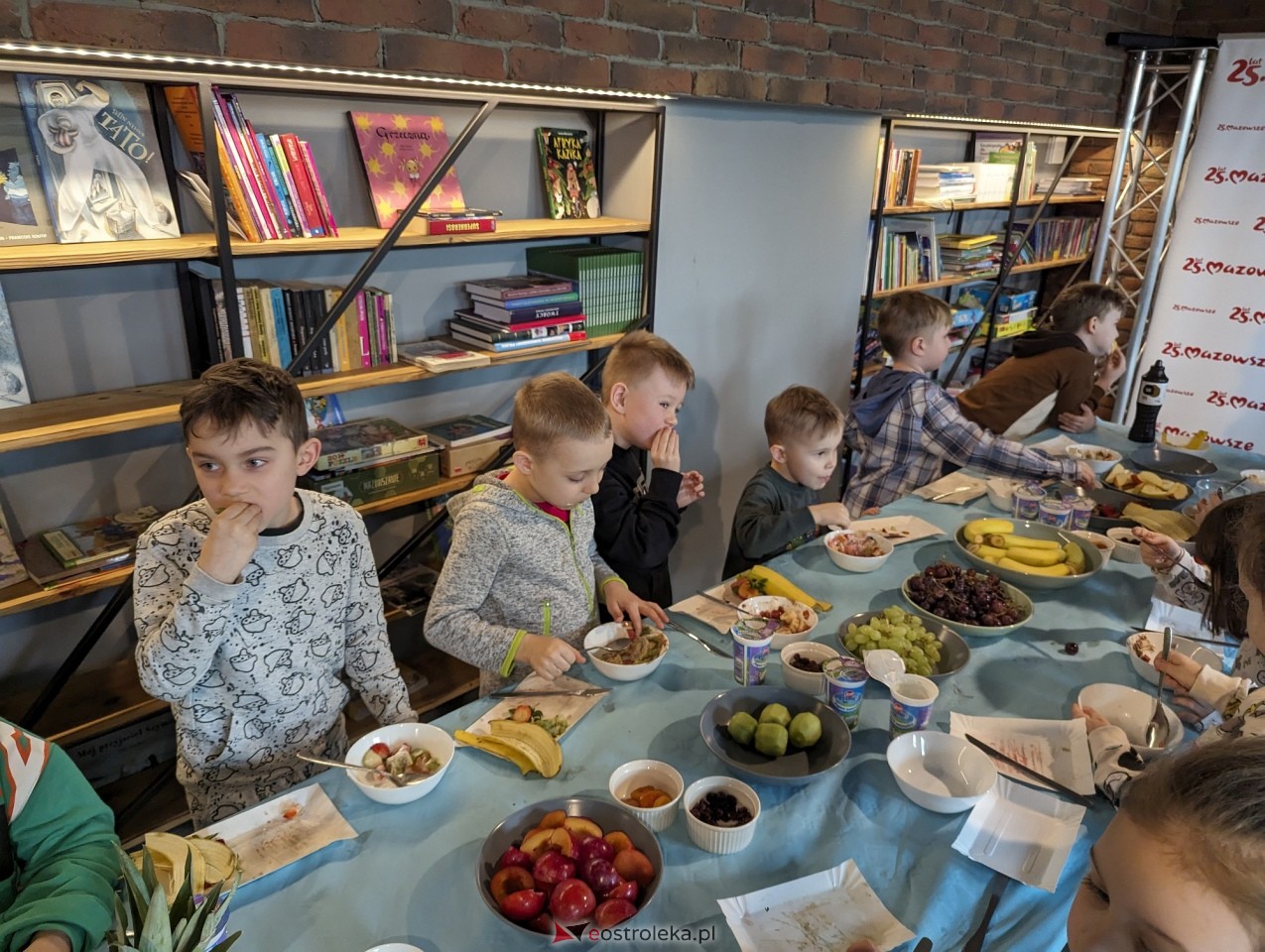 Wiosenne Smaki Natury - warsztaty kulinarne dla przedszkolaków [15.03.2024] - zdjęcie #11 - eOstroleka.pl