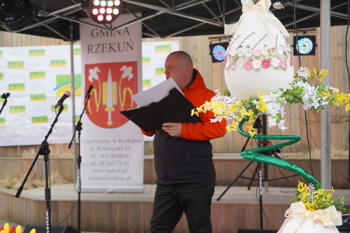 Rzekuński Jarmark Wielkanocny: Tradycja i radość w sercu Mazowsza [16.03.2024] - zdjęcie #30 - eOstroleka.pl