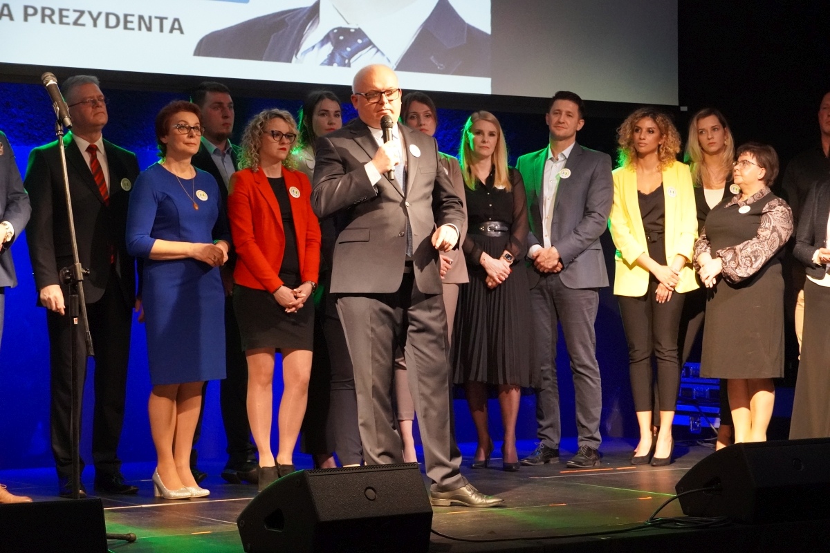 Konwencja KWW Bezpartyjne Miasto Ostrołęka (16.03.2024) - zdjęcie #14 - eOstroleka.pl