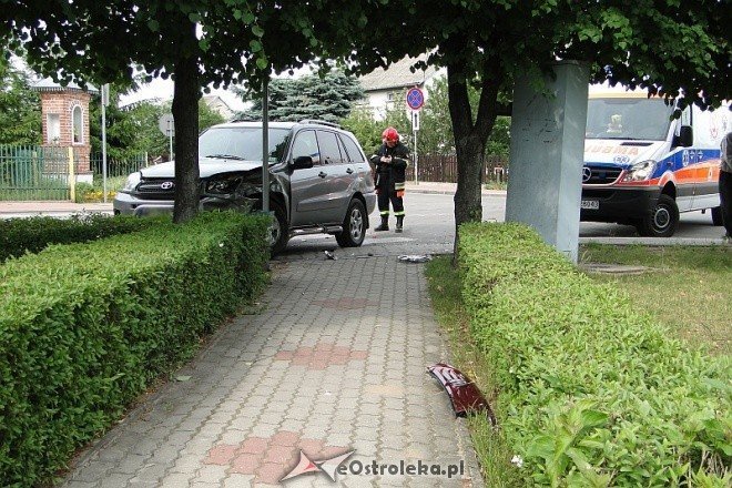 Wypadek w Lelisie (15.06.2011) - zdjęcie #5 - eOstroleka.pl