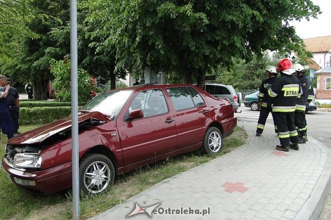 Wypadek w Lelisie (15.06.2011) - zdjęcie #9 - eOstroleka.pl